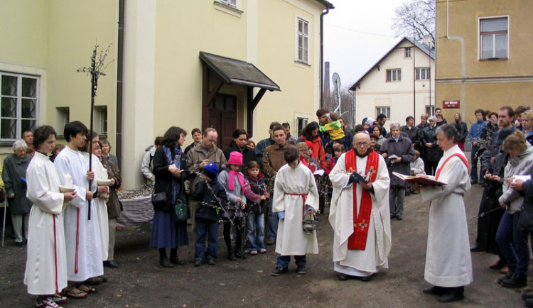 Vratislavická farnost se promění