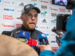 Dnešní setkání Bílých Tygrů s novináři.