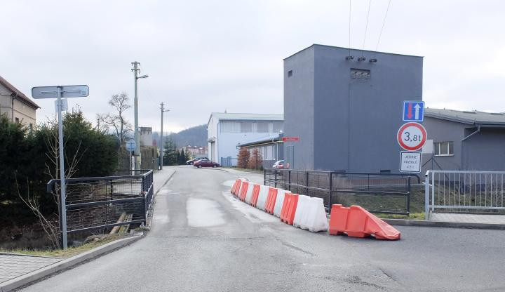 Most v Havlíčkově ulici