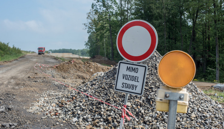 V létě začne oprava silnice z Mimoně, rozplánovaná je do sedmi etap