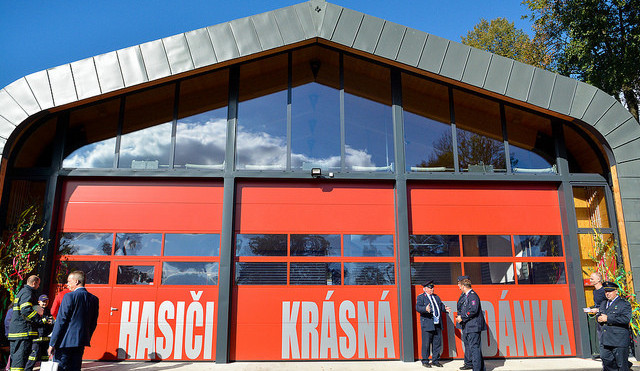 V soutěži Dřevěná stavba roku zabodovala i hasičská zbrojnice Krásná Studánka.