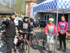 Dopravní hřiště patřilo malým cyklistům. Soutěže se účastnilo 140 dětí