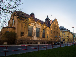 Jablečné lázně dlouhodobě chátrají. Dočkají se oprav?