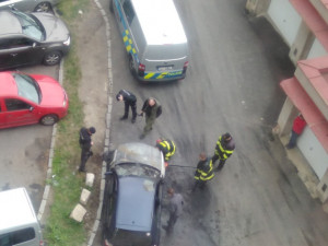 V Liberci v noci shořelo auto. Policisté šetří, zda ho někdo zapálil
