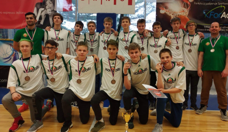 Starší žáci mají bronz