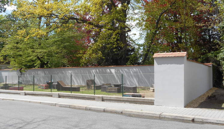 Opravené zdi dodaly parčíku úplně nový vzhled.