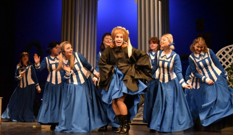 Do divadla můžete zamířit na Mam'zelle Nitouche.