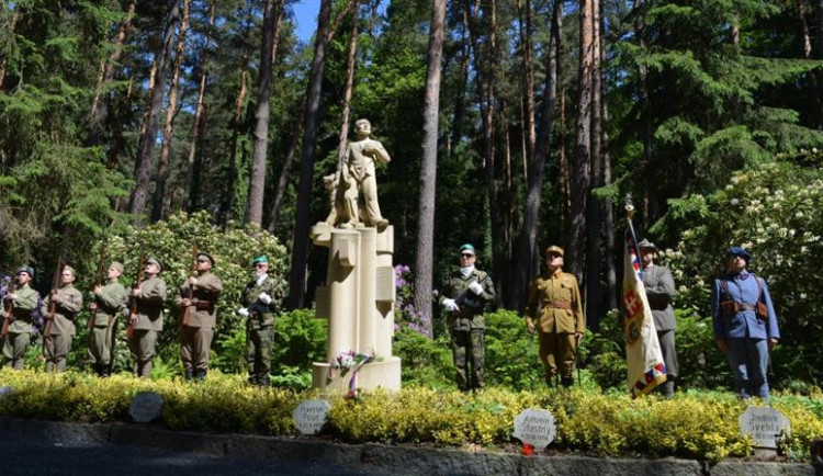 Vzbouřili se proti důstojníkům a někteří zaplatili životem, Rumburskou vzpouru připomene pieta