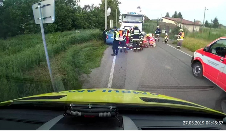 Řidička přejela do protisměru.