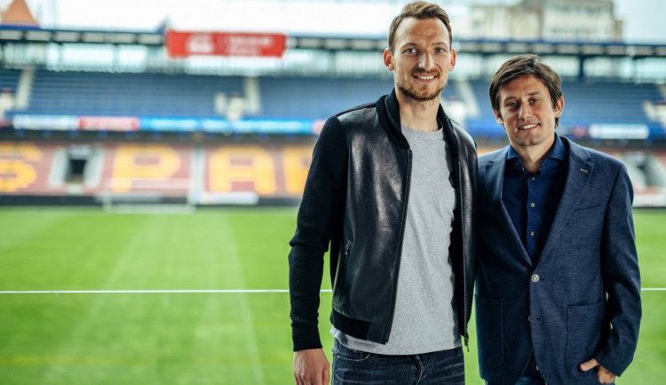 Libor Kozák se sportovním ředitelem Sparty Tomášem Rosickým