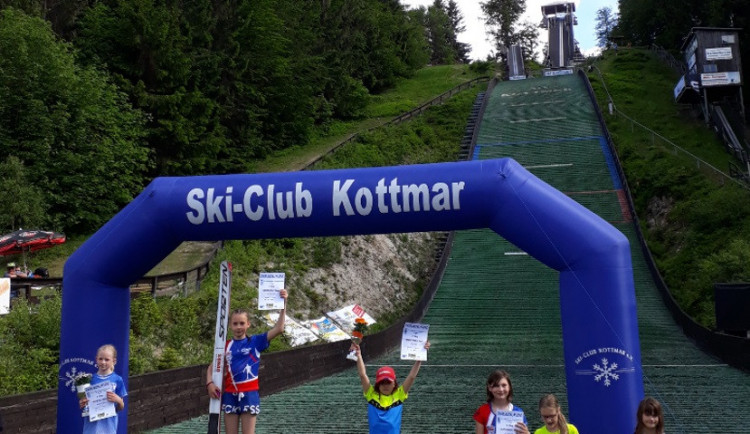 Natálie Nejedlová vyhrála prestižní závod v německém Kottmaru, Ondřej Jirotka druhý