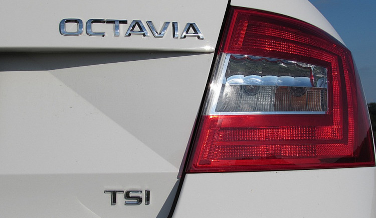 Včera odpoledne byla na Olomoucku vykradena tři auta. Šlo o škodovky