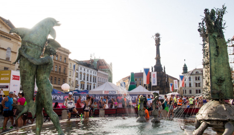 FOTOGALERIE: Podívejte se na fotky z desátého ročníku olomouckého půlmaratonu