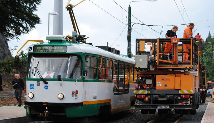 Rekonstrukce tramvajové trati do Jablonce začne až příští rok