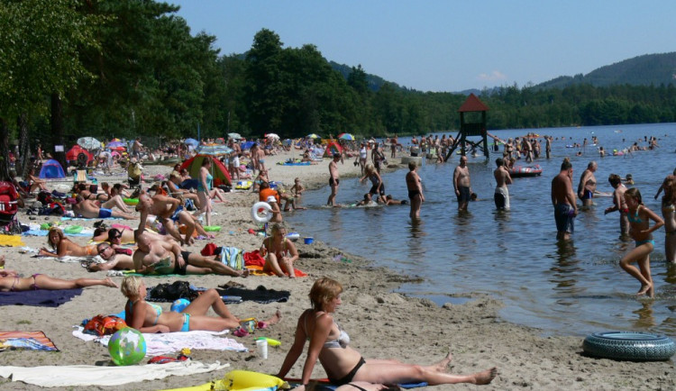 Kvalita vody se na některých koupalištích zhrošila
