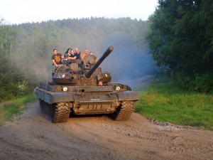 Smržovské tanky budou vozit lidi, výtěžek půjde libereckému hospicu