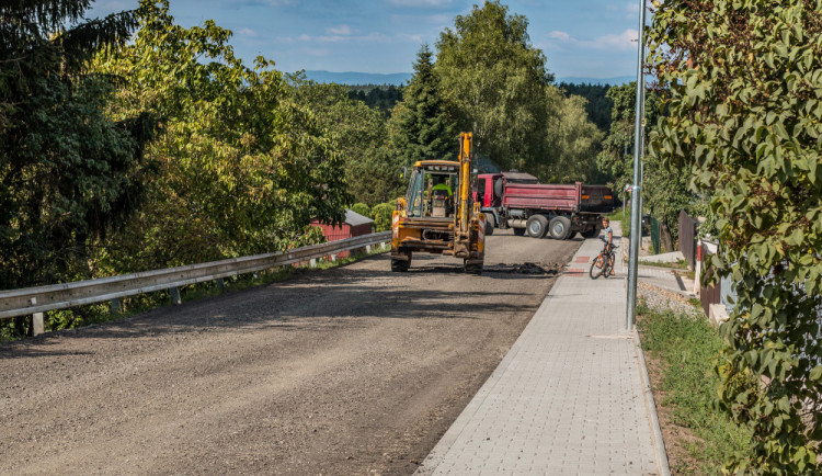 Hodkovice o objízdnou trasu přes Záskalí nepřijdou, rekonstrukce se posune