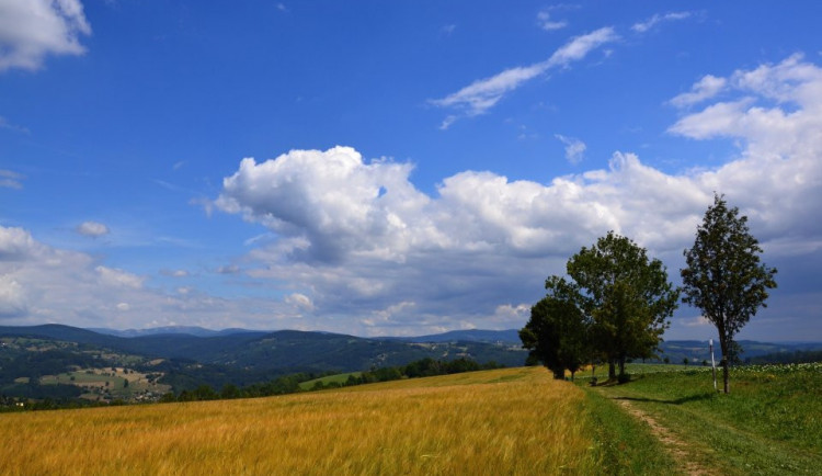 Za nejkrásnějšími výhledy, historií a tradicí do Vysokého nad Jizerou