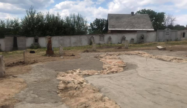 Odhalené základy kostela