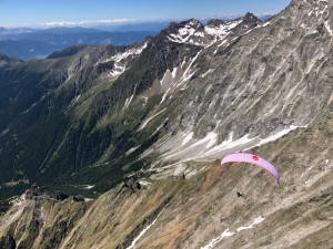 Pohledy, které se naskytnou při paraglidingu, jsou neskutečné.