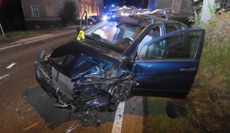 Auto po třech nehodách.