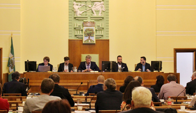 Jablonecké zastupitelstvo.