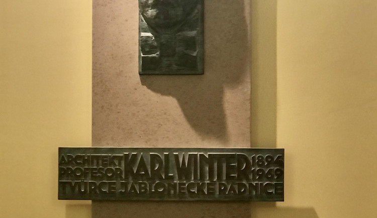 Pamětní deska Karla Wintera.
