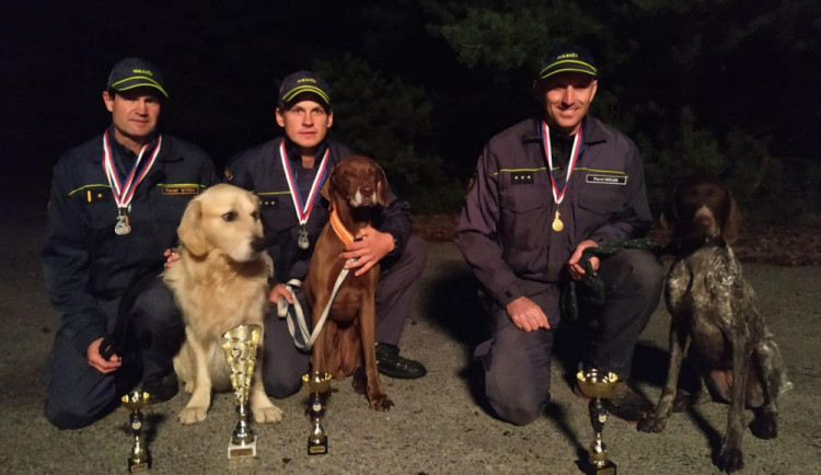 Hasiči Libereckého kraje patří mezi skvělé kynology.