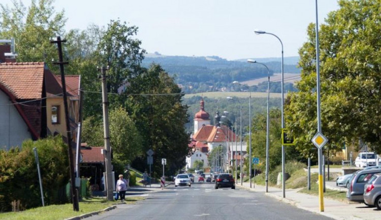 Komplikace v Hrádku. Frekventovaná Liberecká ulice bude od pondělí jednosměrná