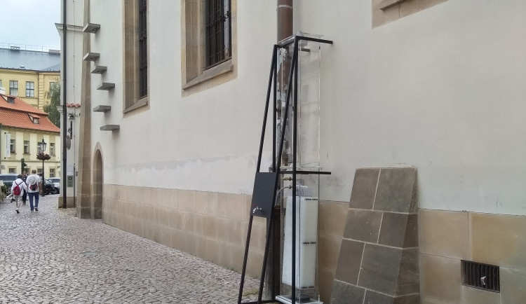 Pítko a Betlémská kaple.