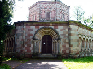 Harrachova hrobka-Horní Branná