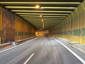 Uzavírka tunelu skončí v neděli. Ještě v říjnu čeká na řidiče omezení na příjezdu do Liberce