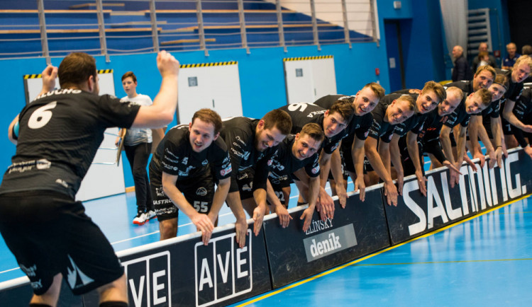 Florbalisté vyhráli v Otrokovicích.