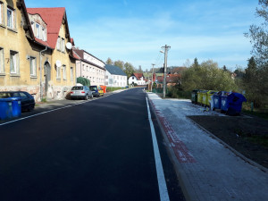 Řidiči mezi Machnínem a Stráží nad Nisou jezdí po novém povrchu