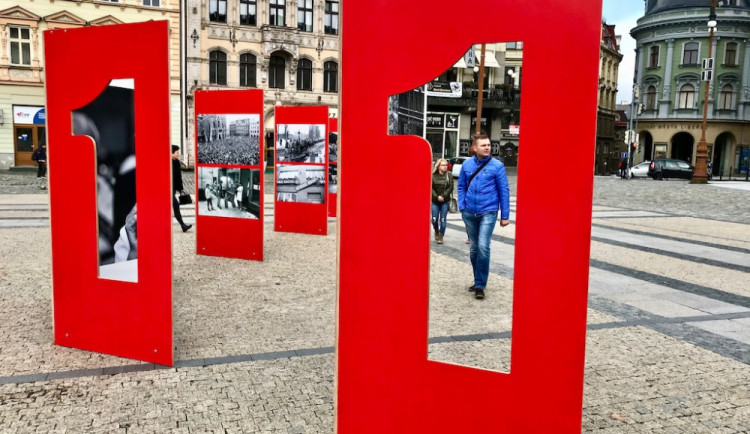 Výstava před radnicí