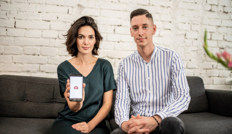 Zakladatelé projektu Jakub Henni a Michaela Gregorová