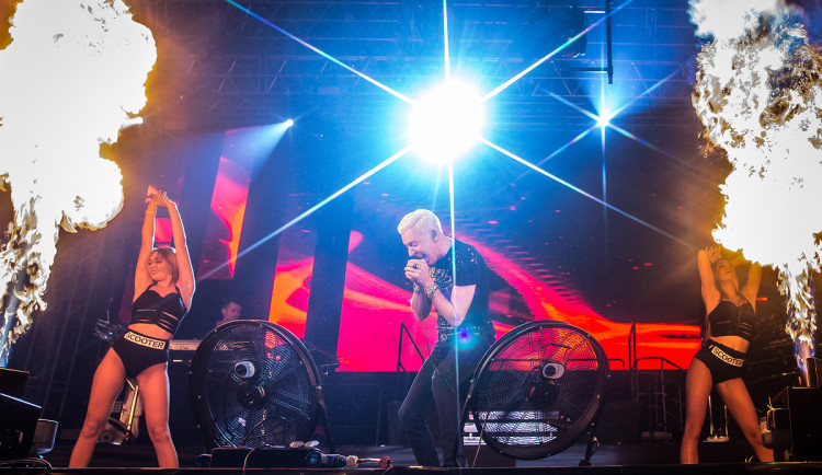 Skupina Scooter včera vystoupila v liberecké areně.