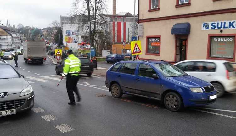 Hotovo mělo být s novým školním rokem, rekonstrukce Londýnské se protáhla. V létě se opět zavře