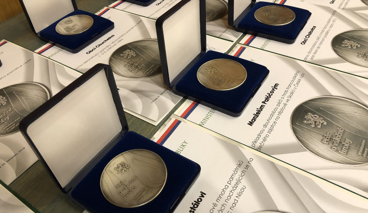 Ocenění za péči o válečné hroby a další pietní místa