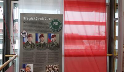 Svůj život zasvětili armádě. Výstava ve Frýdlantu mapuje životy lidí, kteří při nasazení položili život