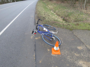 Zraněného cyklistu hledali ve čtyři ráno strážníci