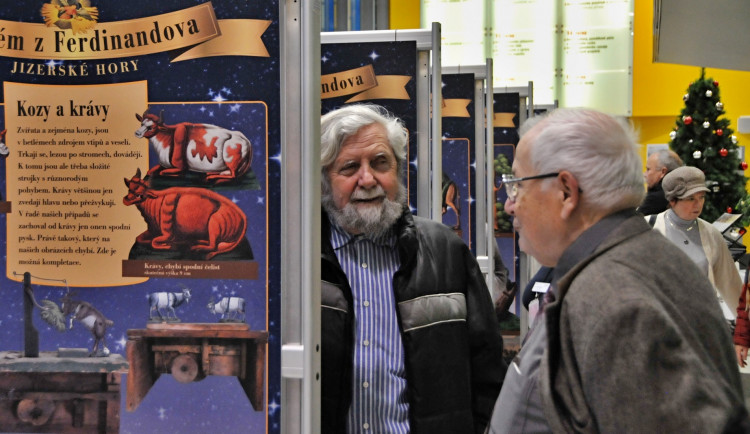 Ferdinandovský betlém byl největší v Jizerkách. Jeho existenci mapuje výstava ve foyer KÚ.