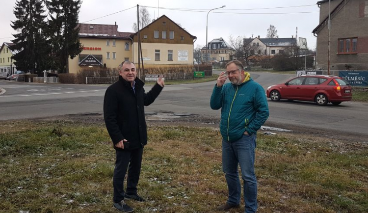 Do října 2020 musí být kruháč na Ostrém rohu hotový, jinak bude muset Jablonec vrátit dotaci.