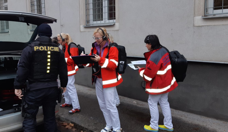 Dispečeři musí odbavovat hovory i při přesunu.