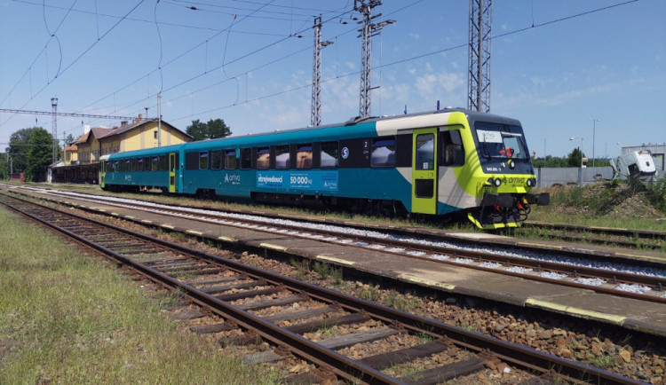 Přes problémy Arrivy Liberecký kraj o ukončení smlouvy neuvažuje