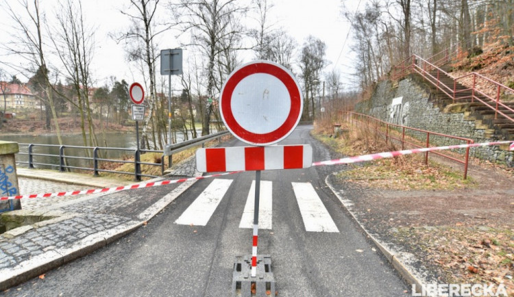 Dopravu ve Zvolenské budou řídit chytré semafory. Pěší a cyklisté se dočkají okruhu kolem přehrady