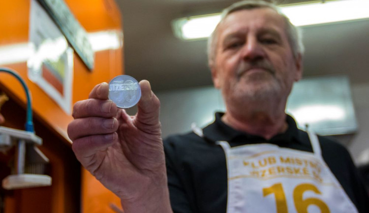 Limitovaná edice medailí pro Jizerskou 50.