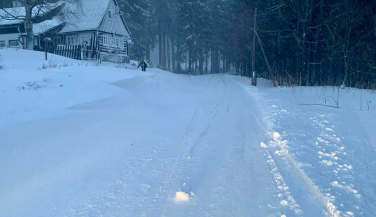 Čerstvý sníh a vítr