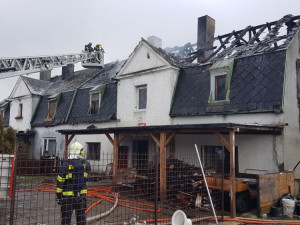 Požár domu Nový Bor.