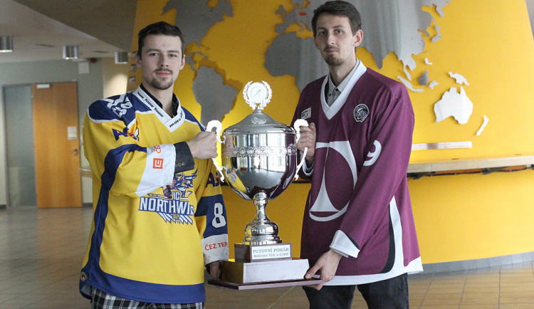 Liberecká univerzita má po padesáti letech hokejový tým.